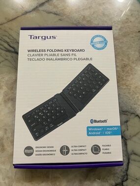 Targus Black Wireless Folding Bluetooth Keyboard with Purple Trim